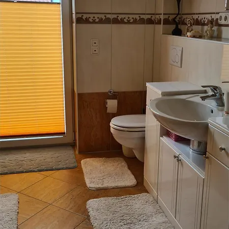 Private Проживание в семье *